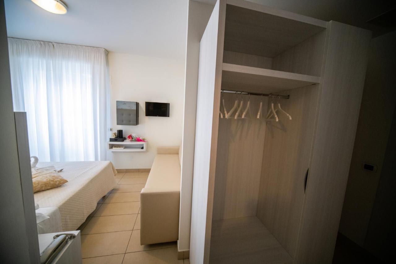 Hotel Abc Riccione Esterno foto