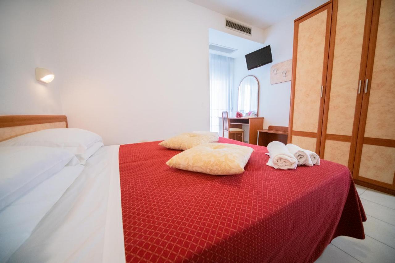 Hotel Abc Riccione Esterno foto