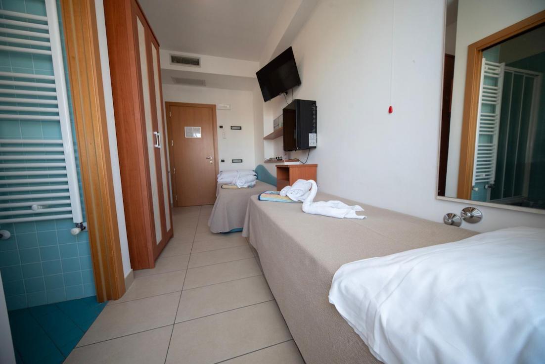 Hotel Abc Riccione Esterno foto