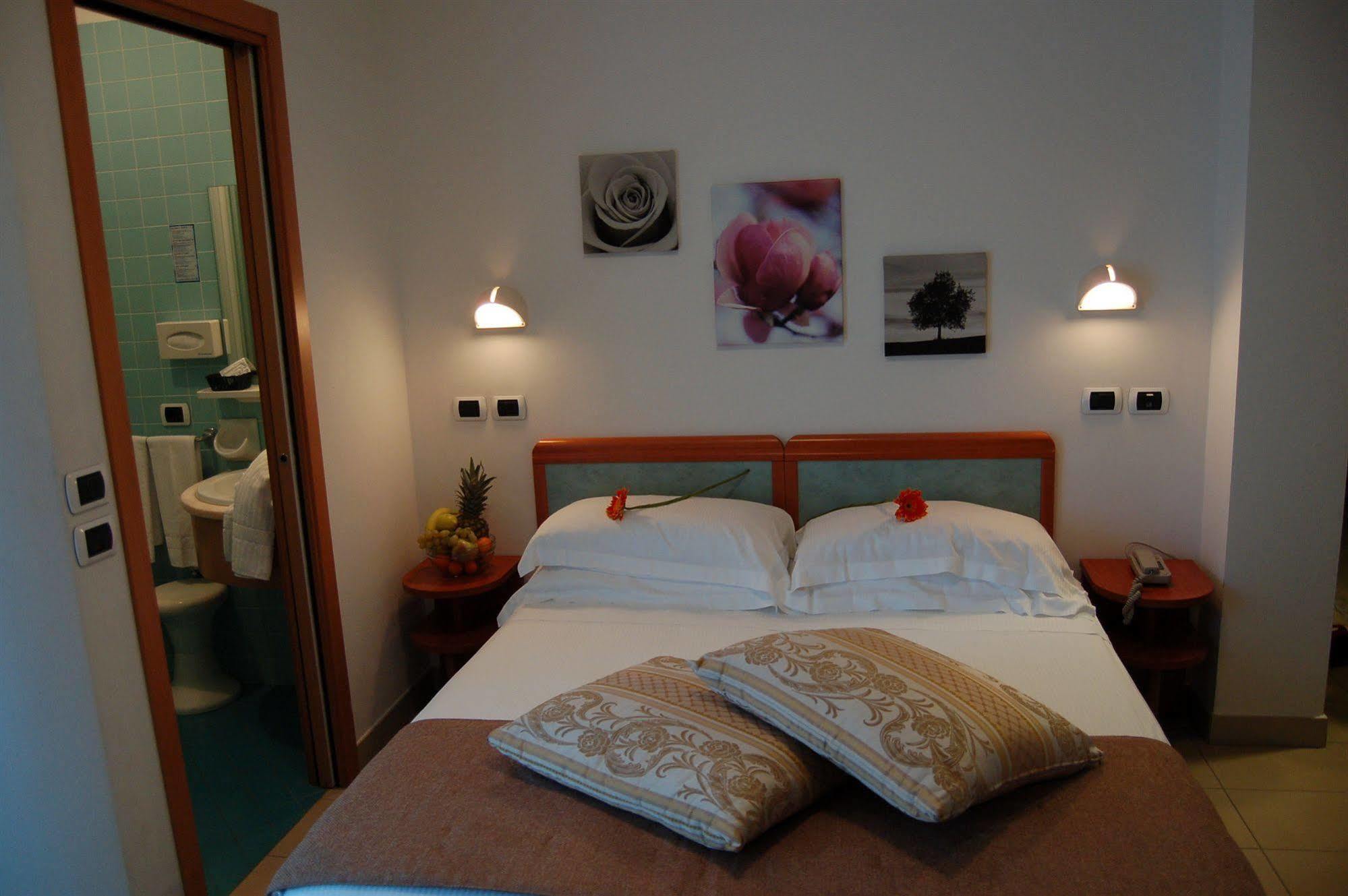 Hotel Abc Riccione Esterno foto