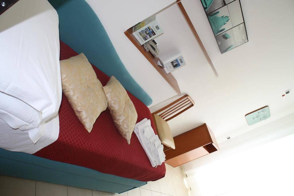 Hotel Abc Riccione Esterno foto